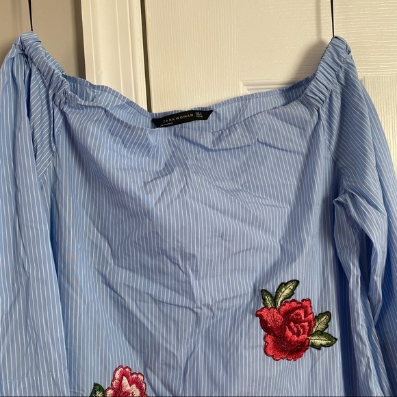 Zara Woman Off Shoulder Pinstripe Embroidered Floral Dress Tunic Medium Blue Red - Picture 2 of 14